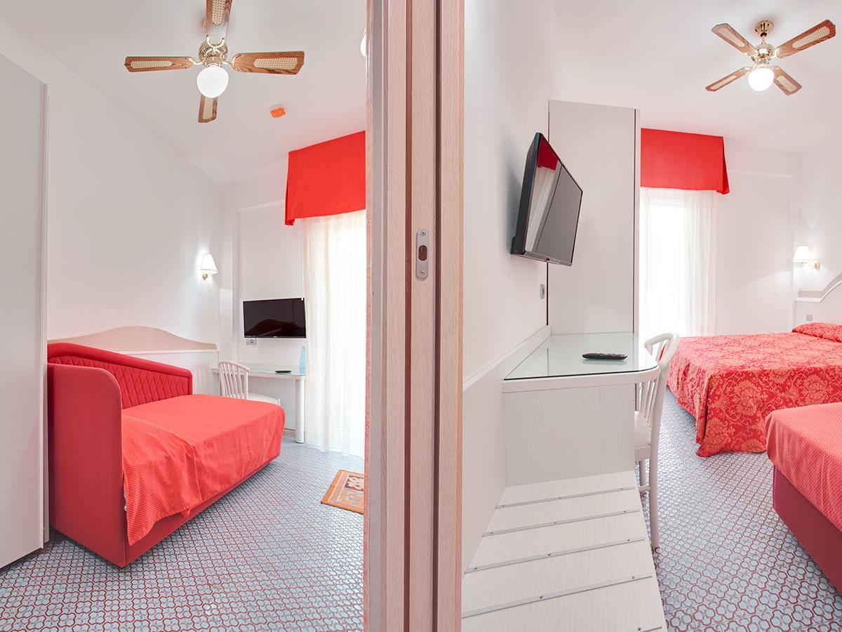 Hotel Caravelle Cesenatico Ngoại thất bức ảnh